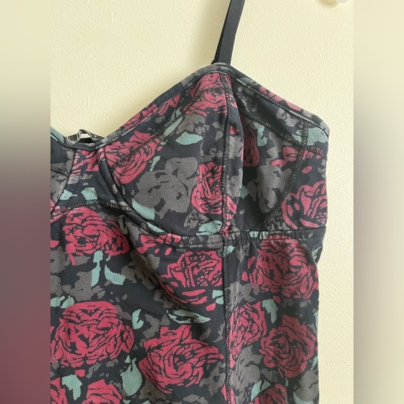 BEAUTIFUL ARITZIA TALULA bustier top, size L. - Picture 2 of 8